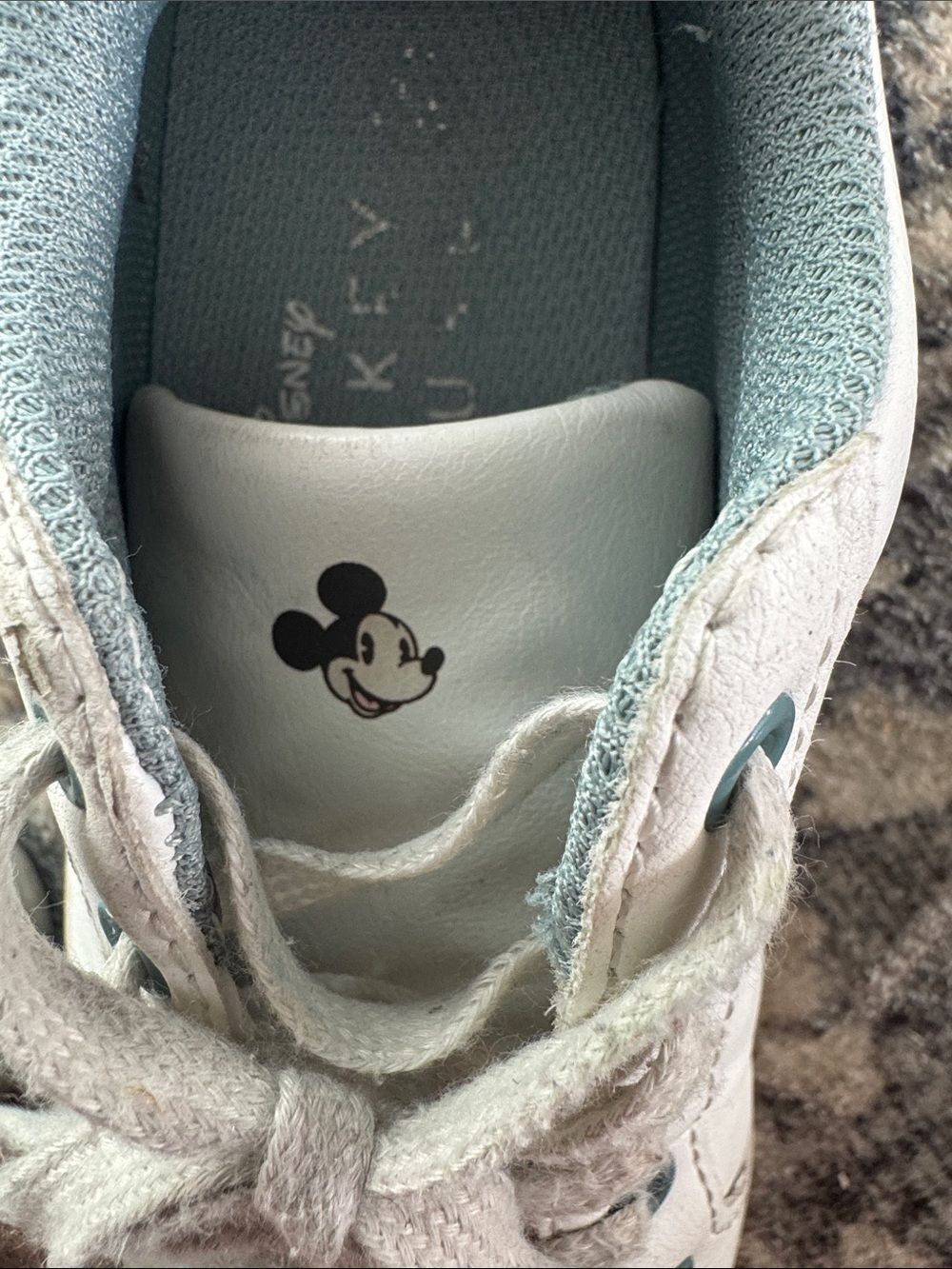 Disney Mickey Mouse Kids Sneakers - Picture 7 of 8